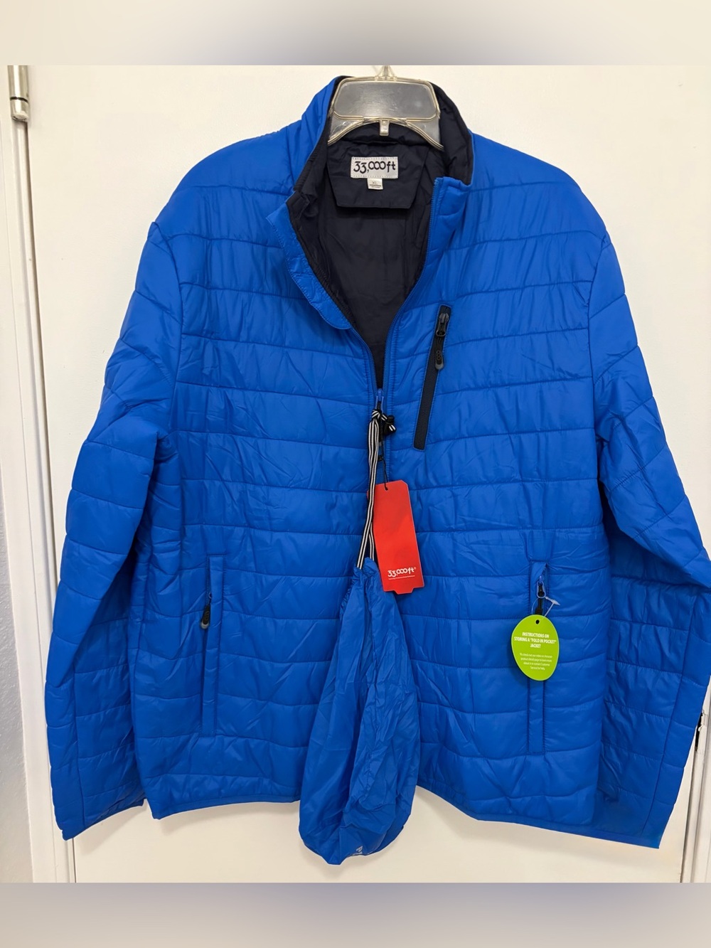33,000 ft brand Men’s Lightweight Quilted Jacket in Cobalt Blue